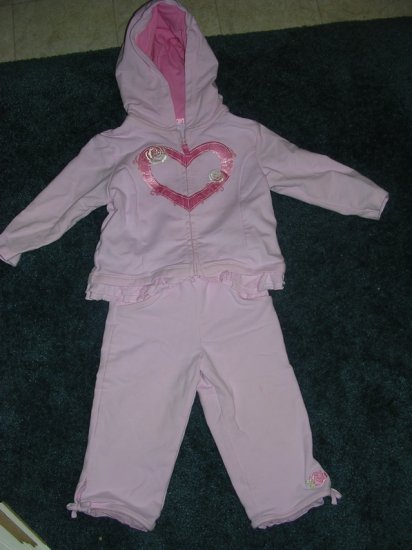 Carter's pink yoga set - like new 12 months