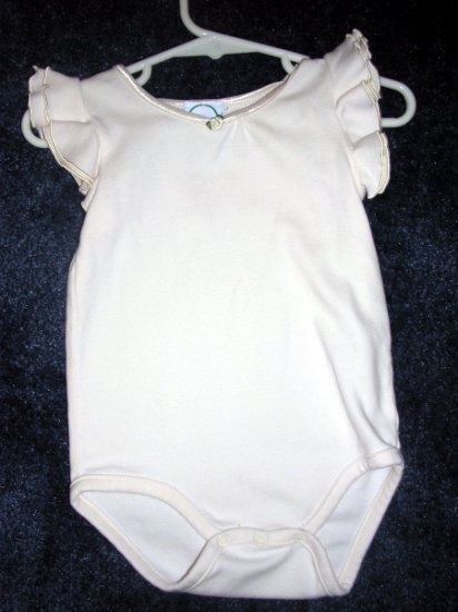Circo cream ruffle sleeve onesie EUC 12 months