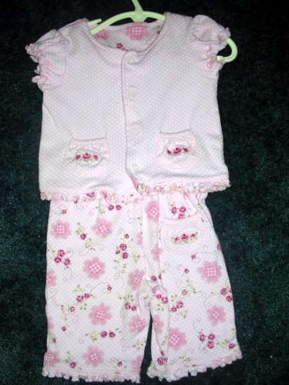 Pink flower capri outfit - like new 18 months