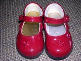 Red shoes sz 4