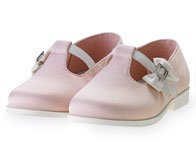 Gymboree city sidewalk shoes sz 04