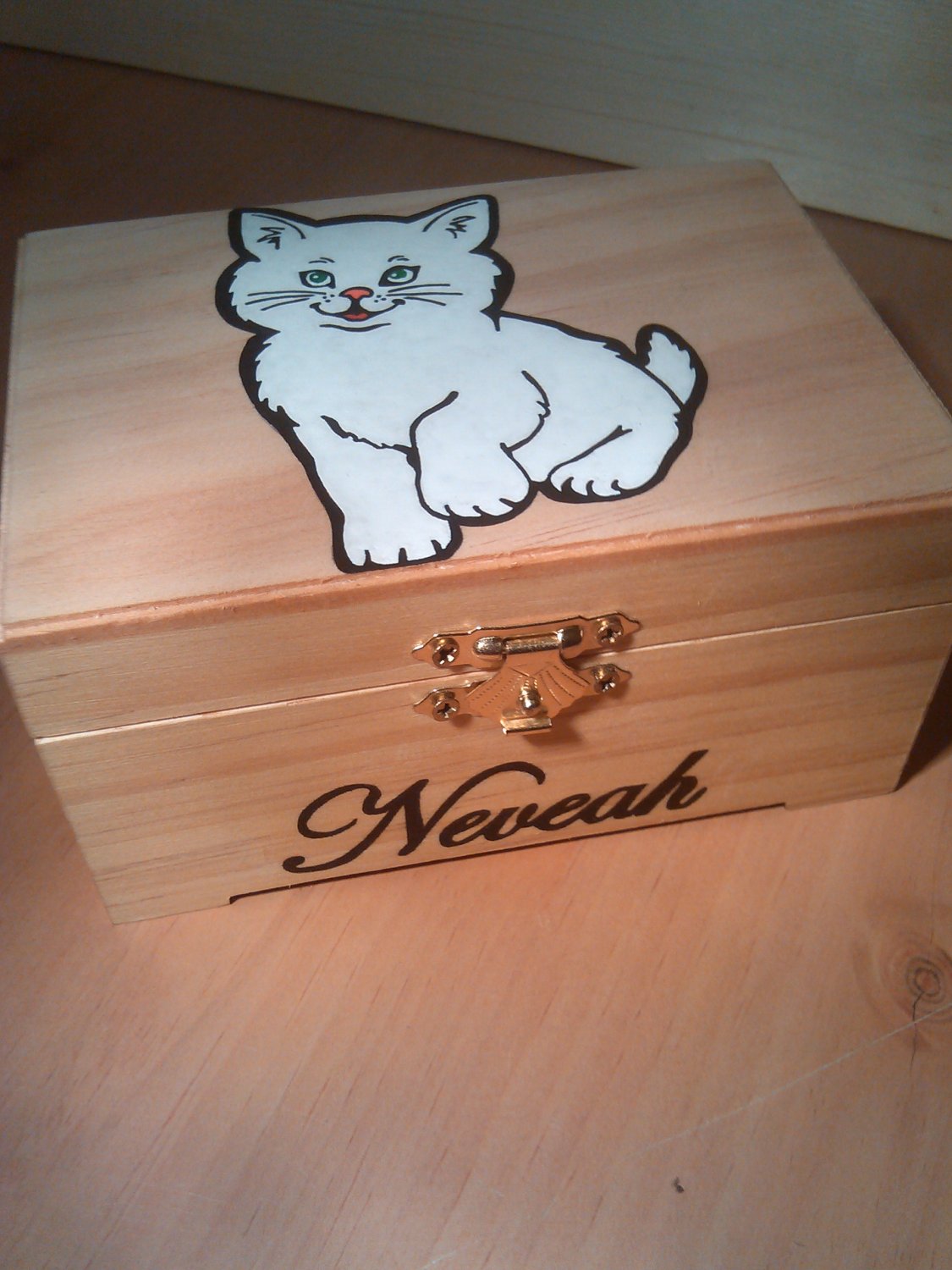 rare hand made collectible " fluffy cat " trinket box, womens jewelry box, gift, present