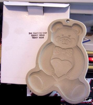 Pampered Chef Teddy Bear Cookie Mold NEW