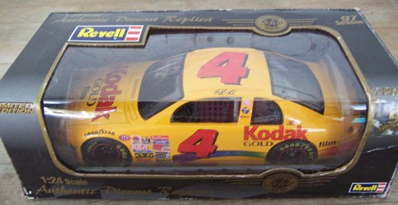1997 Revell NASCAR Sterling Martin #4 Kodak Gold