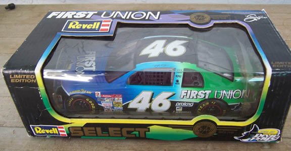1998 Revell NASCAR Jeff Green #46 First Union 1:24