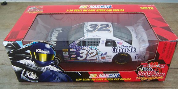 1999 Racing Champions NASCAR Jeff Green #32 Kleenex Cottonelle
