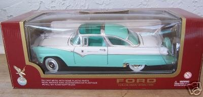Road Legends Yat Ming 1955 Ford Crown Victoria 1:18 NEW