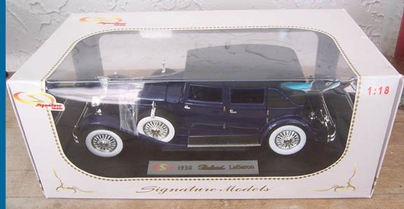 Signature Models 1930 Blue Packard LeBaron NEW 1:18