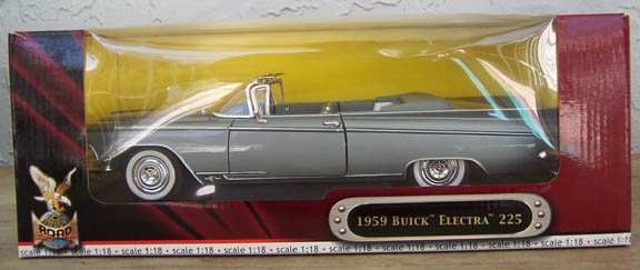 Yat Ming Road Signature Silver 1959 Buick Electric 225 NEW