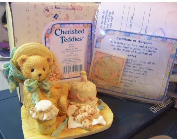 Cherished Teddies #950459 Anna