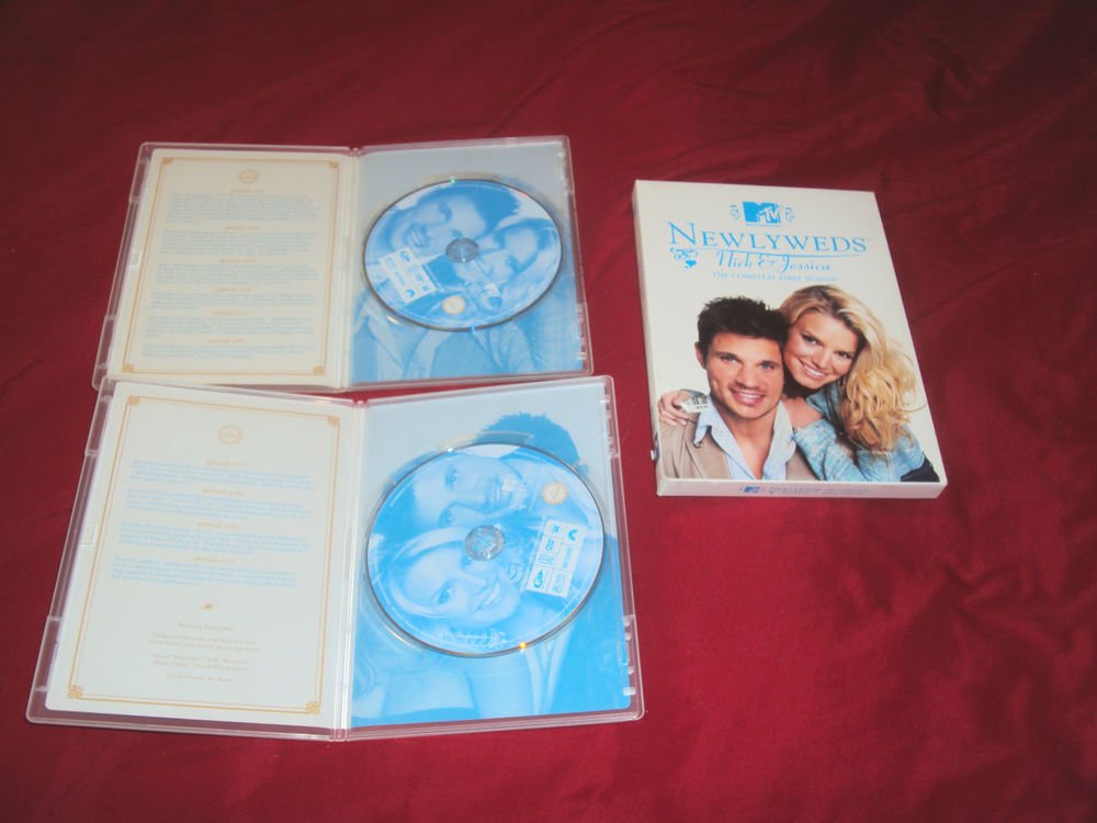 MTV NEWLYWEDS NICK & JESSICA THE COMPLETE FIRST SEASON DVD DISCS BOX ART & CASES