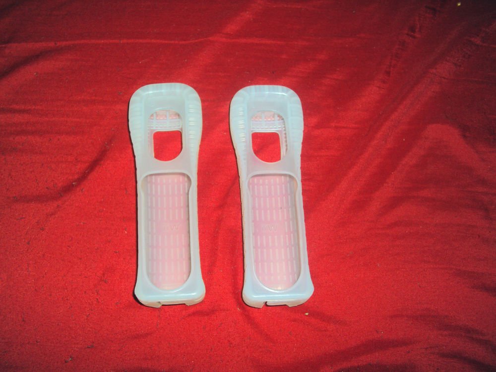 Wii GEL SKIN COVERS FOR WIRELESS CONTROLLERS GENUINE NINTENDO SHIP SAME DAY NEXT