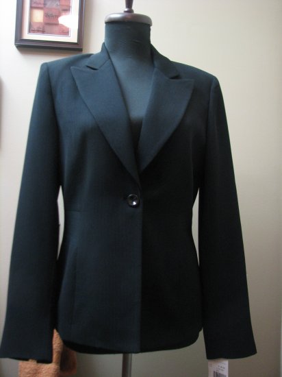 Gairfield & Marks Ladies Black Jacket
