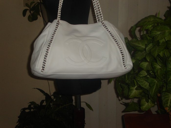 AUTH CHANEL Modern Large White Tote Handbag