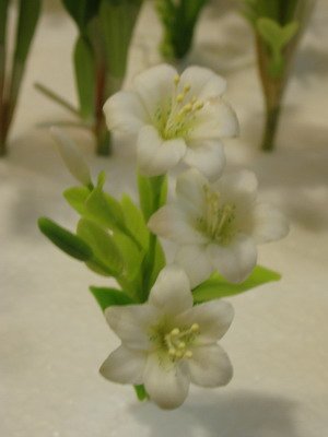 Clay flower CL0032