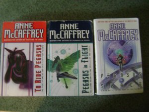 Lot of 7 ANNE McCAFFREY books Dragonflight Dinosaur Planet science fiction novel Lot of 7 ANNE McCAFFREY books Dragonflight Dinosaur Planet science fiction novel
