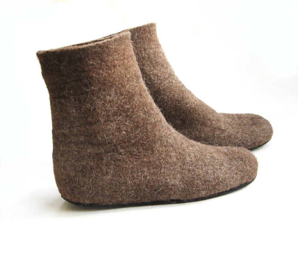 Women's felt wool Boot Pure Brown Rubber Soled