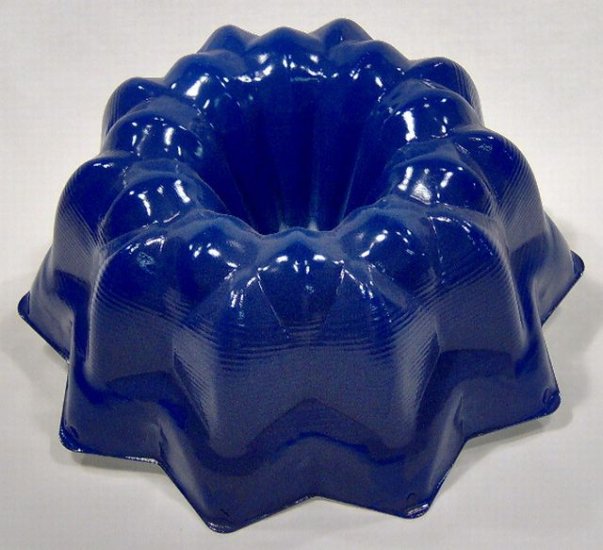 Nordic Ware Star Bundt Cake Pan