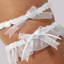 Aurora Crystal Heart & Tossing Garter