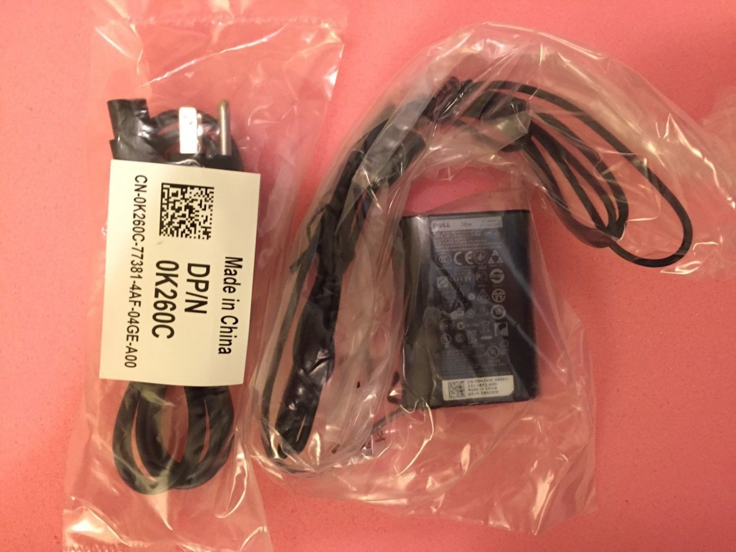 New Dell 8N3XW 30W AC Adapter For XPS 10, Latitude ST Tablet DA30NM131