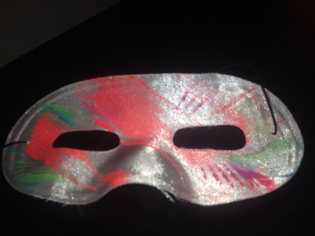 White glitter halloween pull string mask
