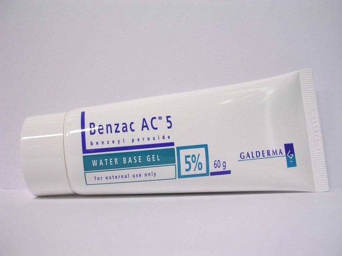 Benzac AC Gel