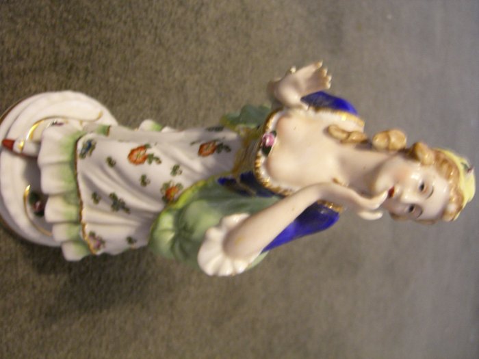 Occupied in Japan Porcelain Maruyama Figurine Set w/ Gold