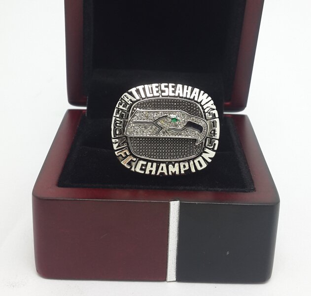 2014 Seattle Seahawks NFC National Football Championship ring size 9-13 US with wooden box