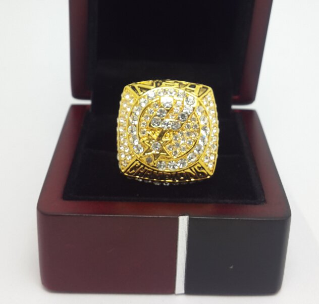 2007 San Antonio Spurs Basketball Championship ring replica size 10 US with wooden box