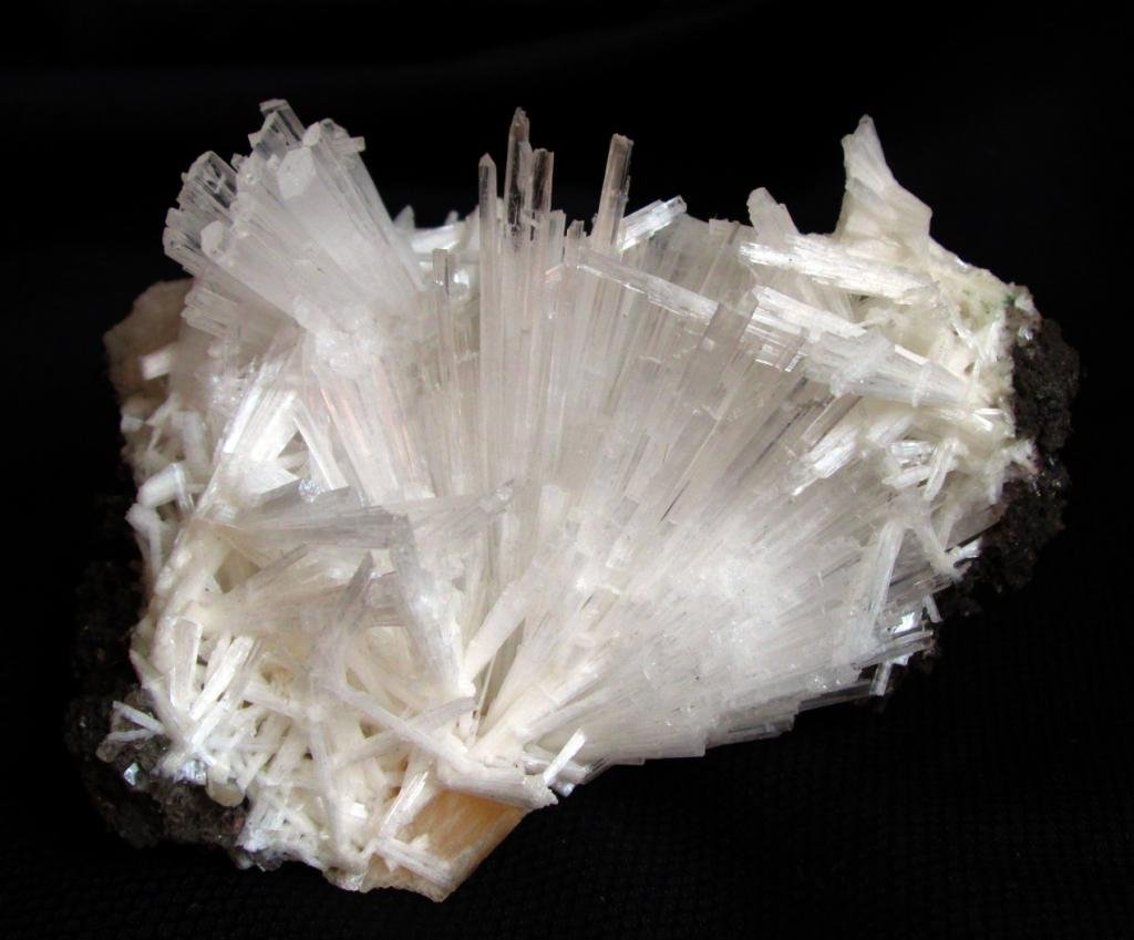 AWESOME SCOLECITE MINERALS SPRAY FORMATION COLLECTIBLES SPECIMENS PIECE