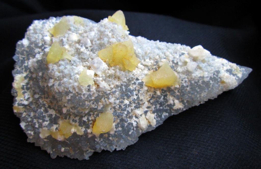 AMAZING CALCITE AND MM QUARTZ MINERALS CLUSTER FORMATION DOG-TOOTH SPECIMENS