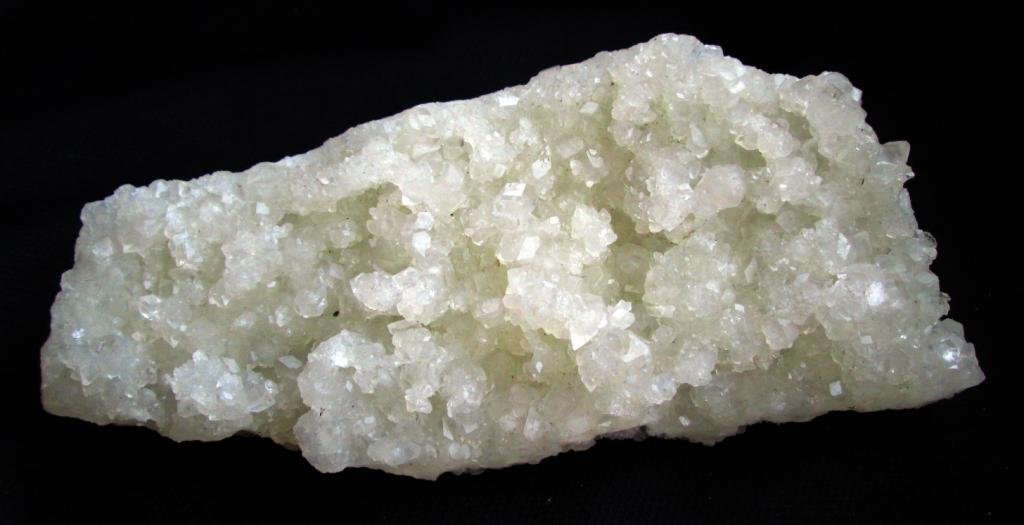EXCELLENT POINTED APOPHYLLITE AND PREHNITE MINERALS CLUSTER FORMATION SPECIMENS