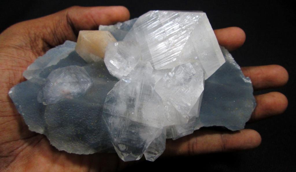 AMAZING APOPHYLLITE, STILBITE AND CHALCEDONY MINERALS COLLECTIBLES SPECIMENS