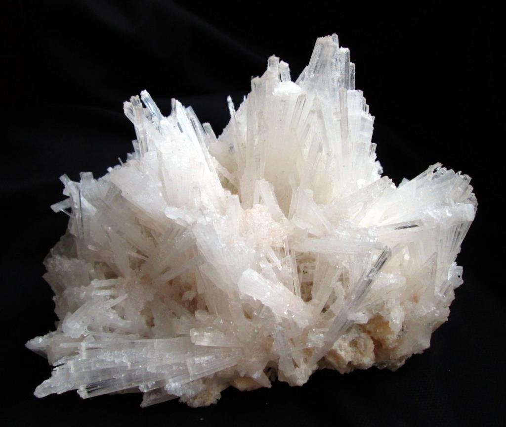 AMAZING SCOLECITE WITH STILBITE MINERALS FORMATION COLLECTIBLES SPECIMENS INDIA