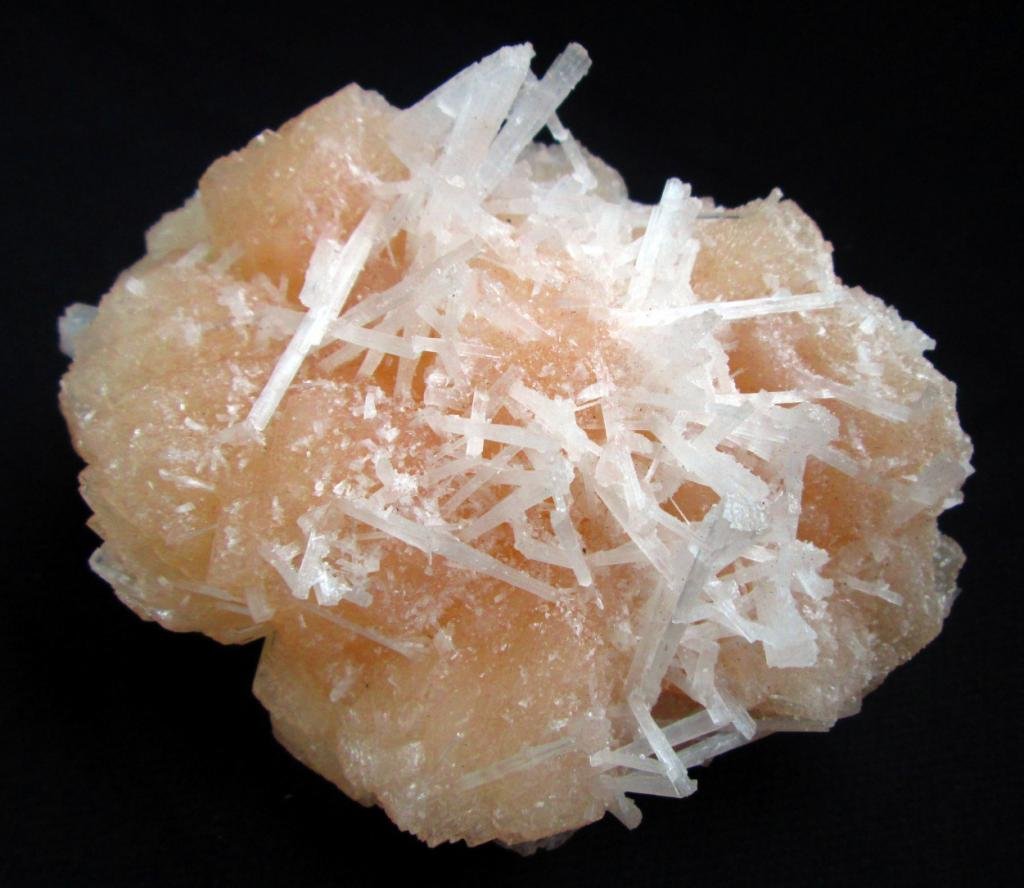 AWESOME SCOLECITE AND STILBITE MINERALS FORMATION COLLECTIBLES SPECIMENS INDIA