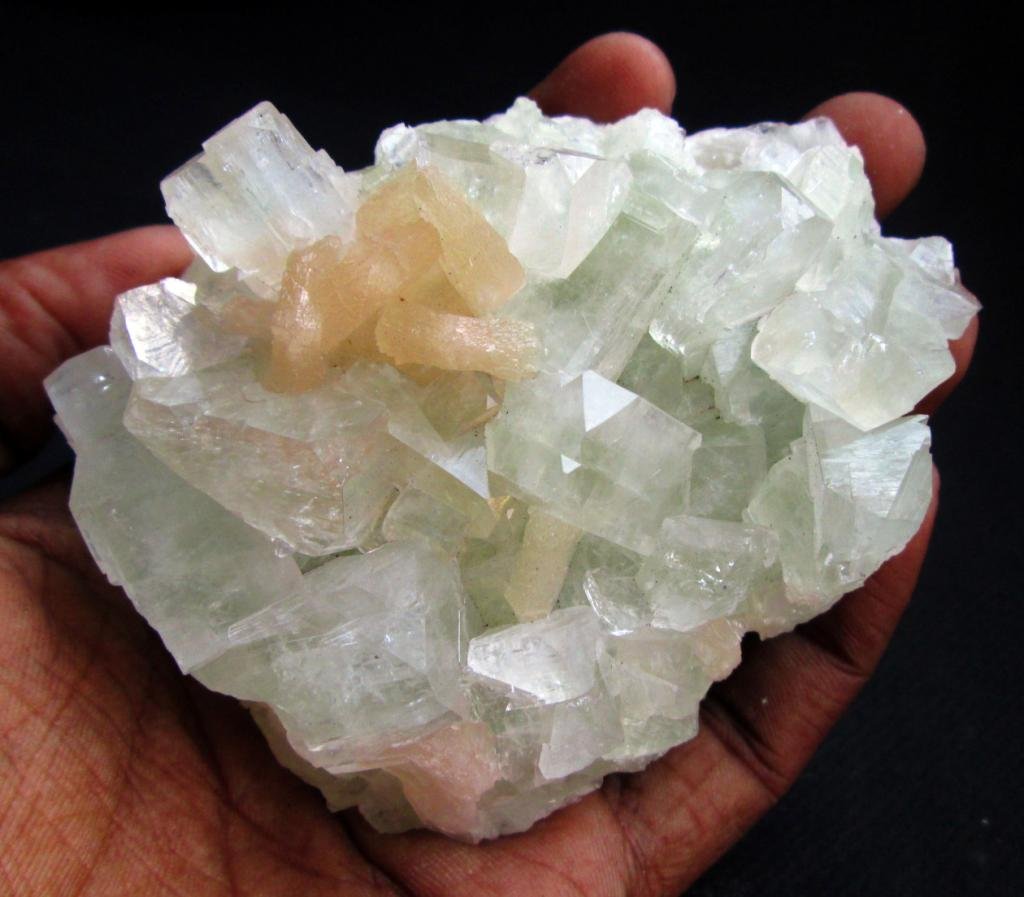 AMAZING LIGHT GREEN APOPHYLLITE AND STILBITE MINERALS COLLECTIBLES SPECIMENS