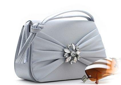BEAUTIFUL SILVER SATIN DESIGNER EVENING BAG