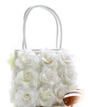 BEAUTIFUL WHITE SILK AND SATIN FLOWER DESIGNER EVENING BAG