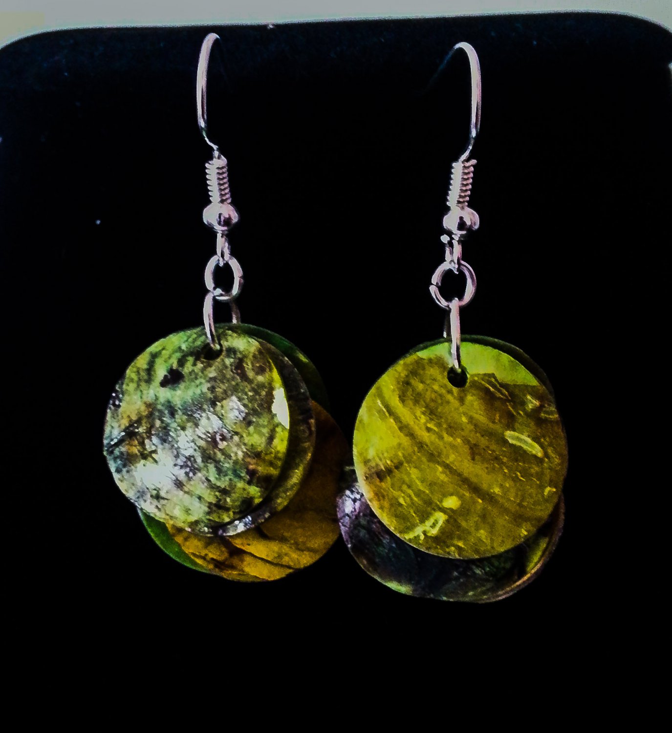Green Mother of pearl shell earrings