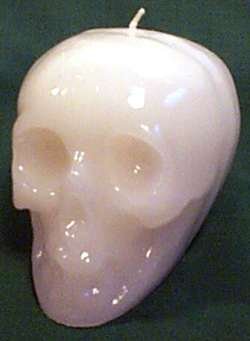 Skull 3 1/2" Candle