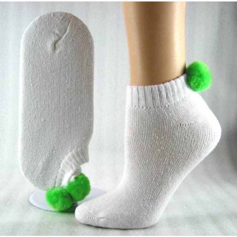 1 DOZEN SIZE 9-11 WOMENS POM POM NO SHOW SOCKS, WITH GREEN BALL SWALSKPOM-GRN
