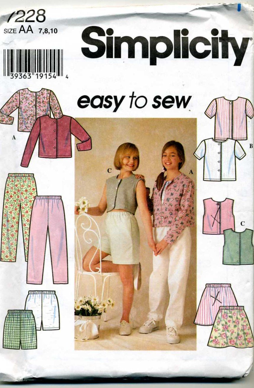 Girls Knit Top, SKirt, Pants and Shorts Sewing Pattern Simplicity 7228 Size 7 8 10 - Uncut