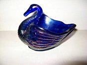 IMPERIAL CARNIVAL GLASS COBALT BLUE IRIDESCENT SWAN
