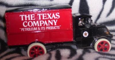 Texaco ERTL Mack Truck Bull Dog #6 Number 6 Bank