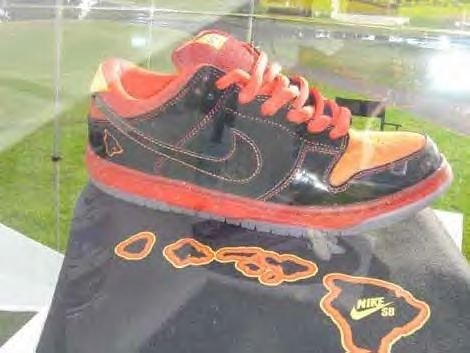 sb dunks hawaii