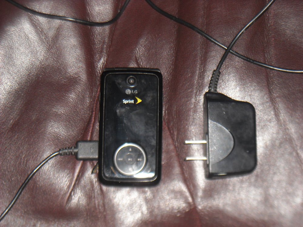LG Muziq LX570 - Black (Sprint) Cellular Phone Cell mp3