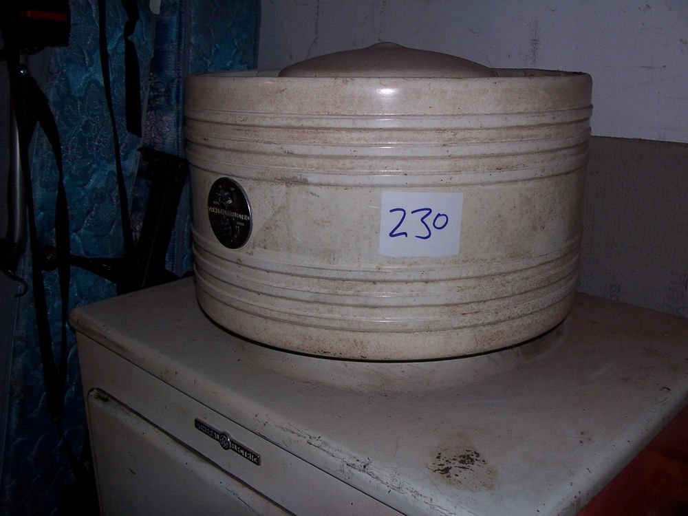 VINTAGE GENERAL ELECTRIC GE MONITOR TOP REFRIGERATOR ck-2-b16 UPDATED
