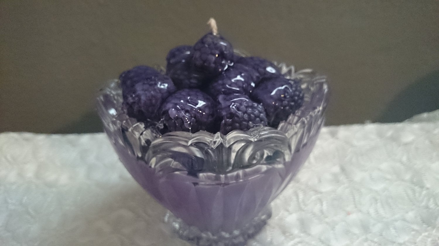 Blackberry Bowl Scented Soy Decorative Candle