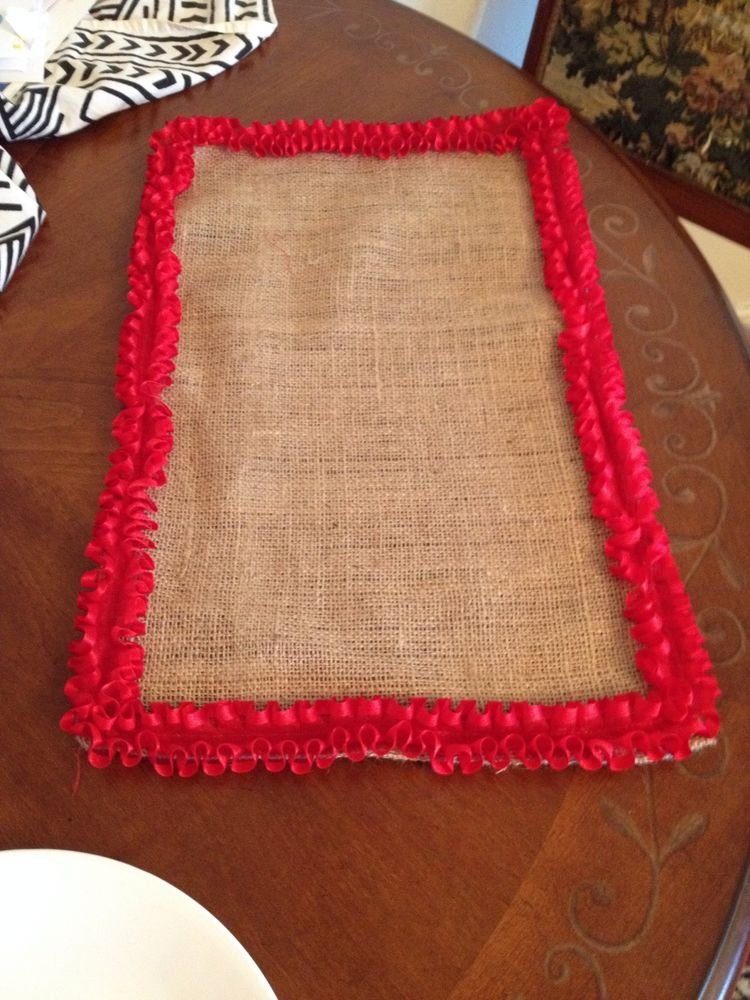 Handmade Christmas Burlap Placemats Set Of 4 With Red Trim