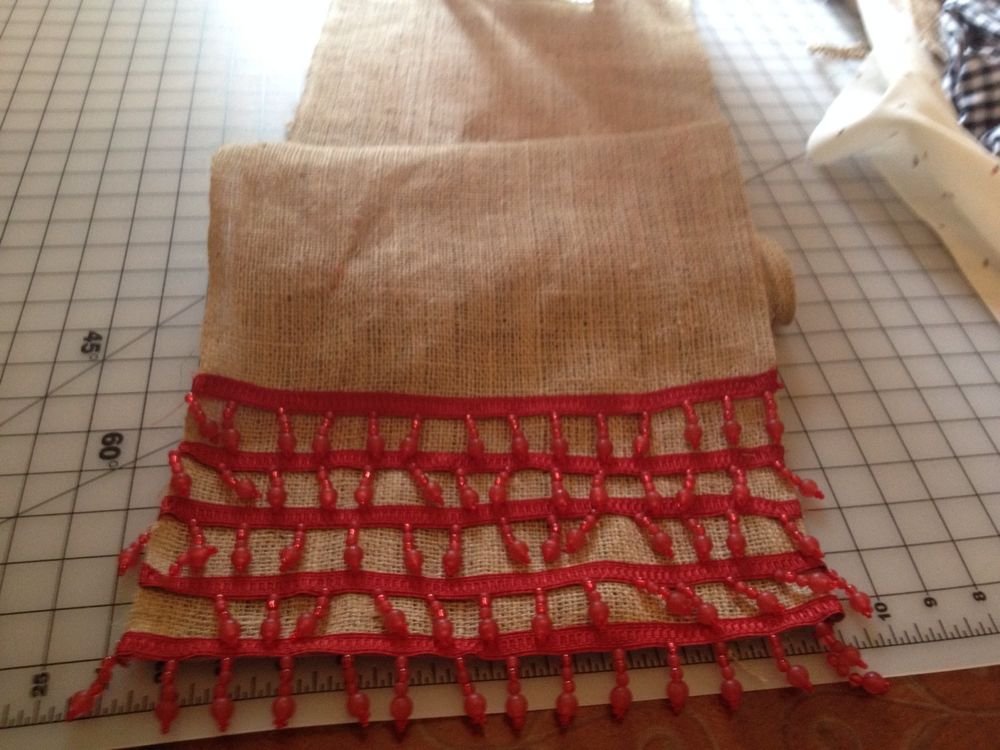 Handmade Burlap Table Runner With 5 Tires Of Red Beads Trim Holidays Spirits